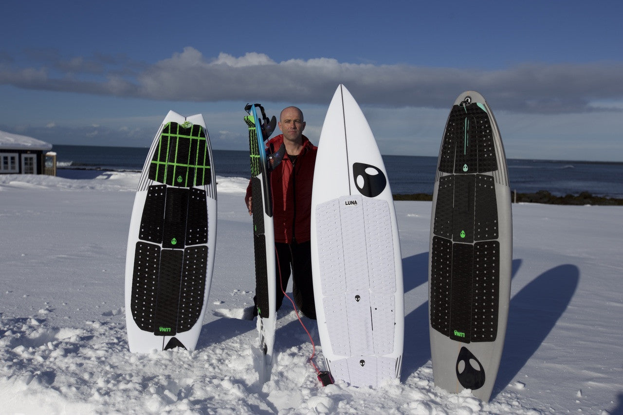 Ian Battrick - camped out in the snow - Lunasurf full deck grip.